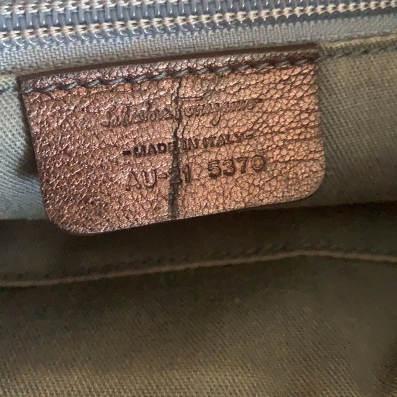 Authentic Salvatore Ferragamo leather satchel bag - Picture 3 of 12